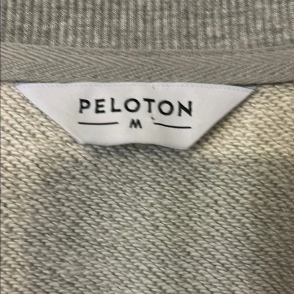Peloton Gray and Pink Women's Pullover Size Medium - Picture 5 of 9